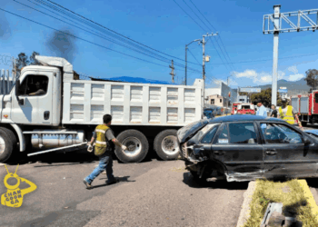 #Morelia Carambola Vehicular Cerca De Macroplaza Estadio Deja 2 Heridos - Changoonga.com