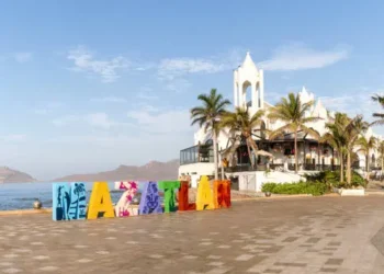 Anuncia gobernador proyecto de Terminal de Cruceros en Mazatlán