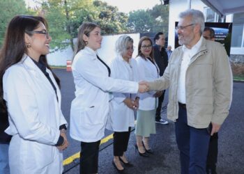 Bedolla Da Banderazo De Salida A Rutas De La Salud Para Distribución De Medicamentos En Michoacán - Changoonga.com