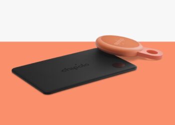 Chipolo LOOP and CARD trackers