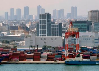 Exportaciones japonesas caen fuertemente por efecto de aranceles de Trump