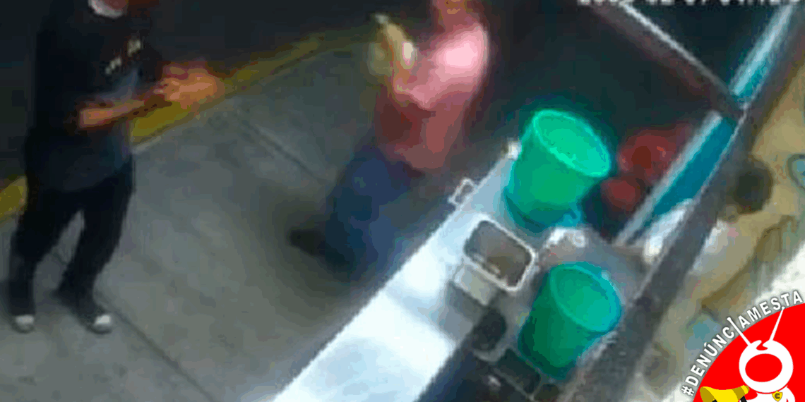 #Denúnciamesta Reportan a este hambreado «salió corriendo con hamburguesas sin pagar en Cj Burgers estamos en Av. Pedregal»