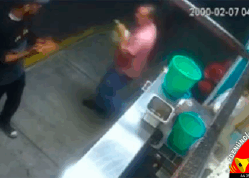 #Denúnciamesta Reportan a este hambreado «salió corriendo con hamburguesas sin pagar en Cj Burgers estamos en Av. Pedregal»