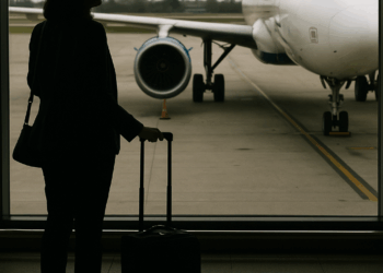 Denuncia sobre el gasto de $120 millones en los viajes de Juliana Guerrero. – Dimension Turistica Magazine