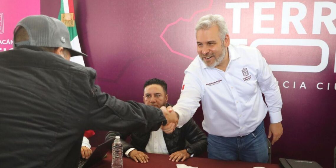 #Michoacán Bedolla Lleva Audiencia Pública A Epitacio Huerta - Changoonga.com