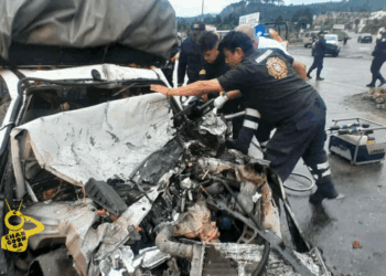 #Michoacán Trágico Accidente Entre Camioneta Y Camión Torton Deja 1 Herido En Zitácuaro - Changoonga.com