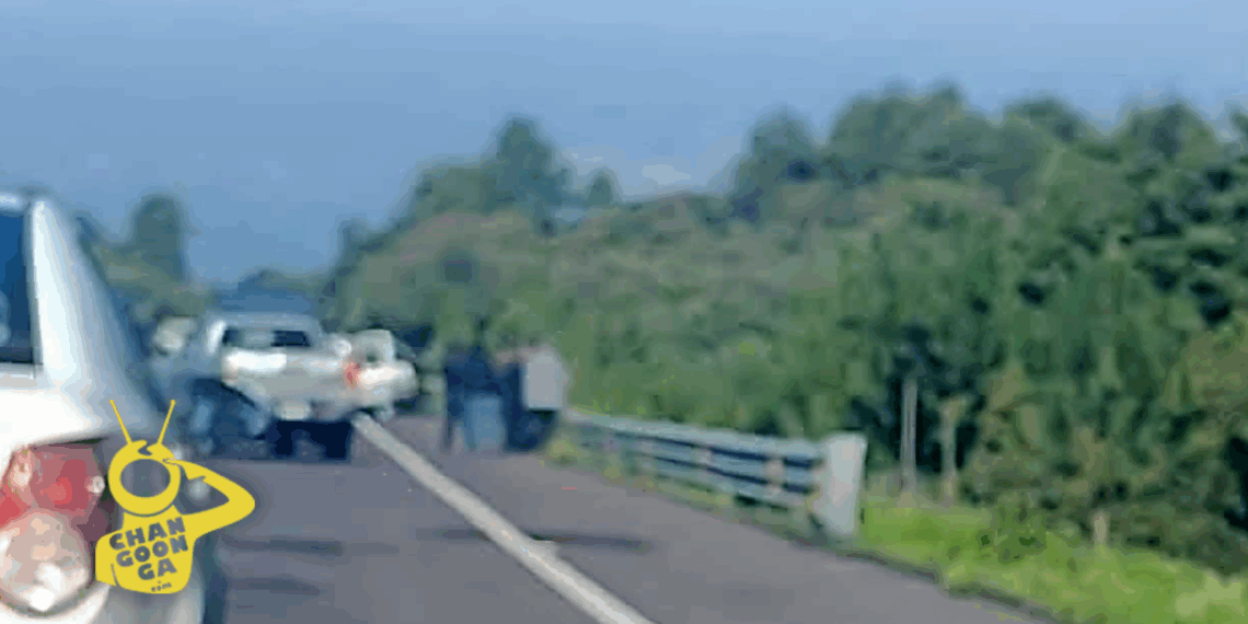 #Michoacán Encuentran Cuerpo De Hombre Tirado En Carretera De Uruapan - Los Reyes - Changoonga.com