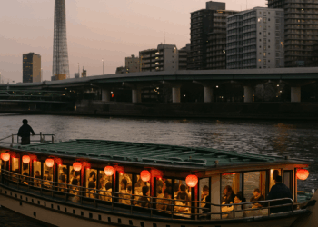 Navegación en Yakatabune con cena incluida – Dimension Turistica Magazine