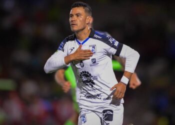 Pablo Barrera, en pelea digital con comentarista de TUDN