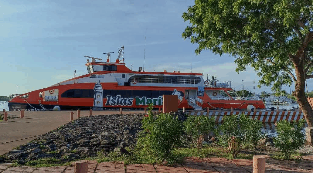 Preparativos para los viajes en ferry a las Islas Marías; presentan las embarcaciones en Puerto Vallarta. – Dimension Turistica Magazine