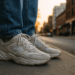 Los tenis de los 90 que Dakota Johnson lleva en Materialists regresan en verano 2025