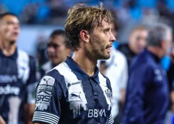 Los mensajes fueron mostrados por su esposa Cris Llorens