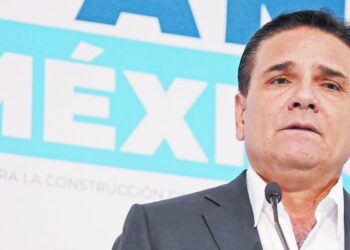 Silvano Aureoles no se presentó a su audiencia inicial