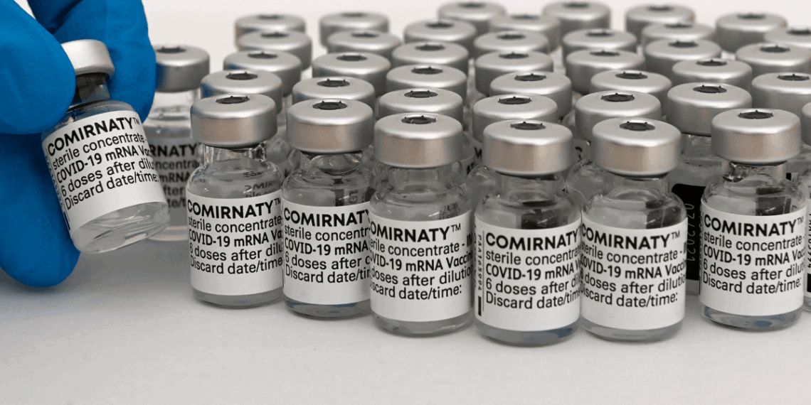 EU aprueba vacunas actualizadas contra Covid-19 para mayores de 65 años y personas con alto riesgo