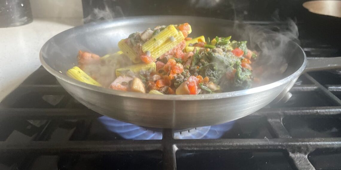 A Year Later and I'm Still Obsessed With Daily Harvest's $5 Premade Pasta Meals