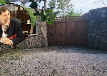 Vecinos de Tepoztlán acusan a Fernández Noroña por usar espacio público para su casa