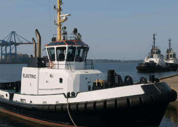 Arc's electric ship assist tug boat