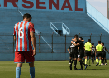 Arsenal de Sarandí desciende a la Primera B Metropolitana