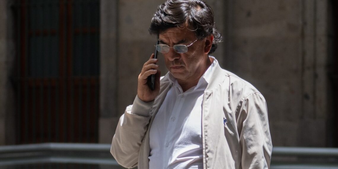 Guerra obradorista: Adán Augusto le pide a AMLO que frene los golpes de Jesús Ramírez en los medios