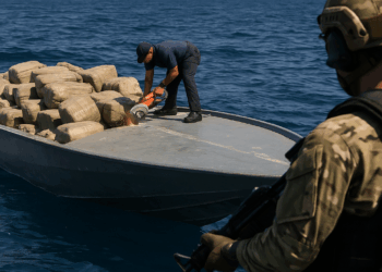 EE.UU. acaba con una nueva narcolancha y 3 personas en su lucha antidroga en el Caribe