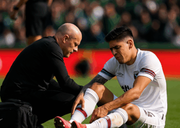 Edson Álvarez se lesiona y causa baja de la Selección Mexicana