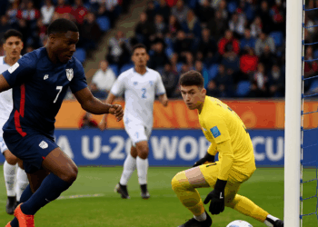 Estados Unidos debuta aplastando 9-1 en el Mundial sub 20