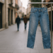 Estos jeans ya NO estarán de moda en Otoño-Invierno 2025 (aquí sus reemplazos)