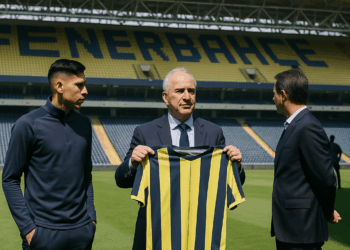 Fenerbahce y Edson Álvarez tienen nuevo técnico tras salida de José Mourinho