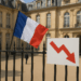 Fitch baja la nota de la deuda de Francia por incertidumbre presupuestaria