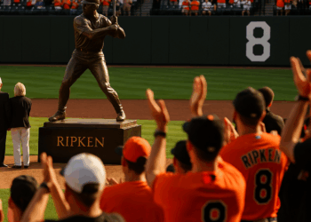 El emocionante homenaje especial de los Orioles de Baltimore a Cal Ripken Jr. - MARCA Usa