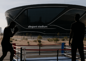 a qué hora es y todo sobre la pelea estelar del Allegiant Stadium