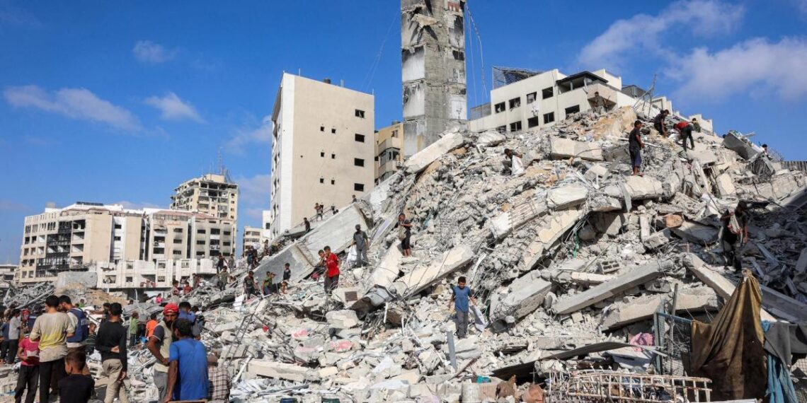 Israel destruye otro gran edificio de viviendas en Ciudad de Gaza
