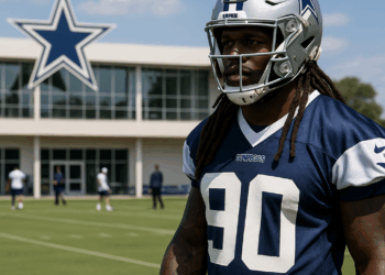 Jadeveon Clowney se une a Cowboys, dice Jerry Jones