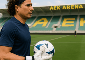 Memo Ochoa seguirá en Europa al firmar con el Limassol de Chipre
