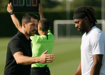 Por qué Jardine sacó a Saint-Maximin y qué cambió en el Clásico