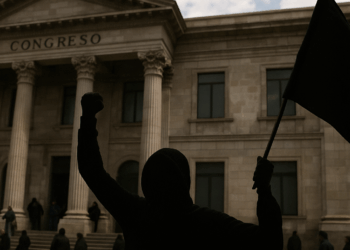 PRI intenta reventar sesión inicial del Congreso