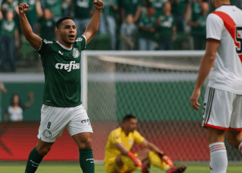 Palmeiras vence a River Plate en el Más Monumental, aunque la serie sigue en el aire