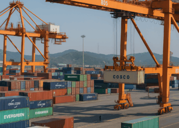 Puerto de Xinjiang coordina más de 7,000 transportes de carga ferroviaria entre China y Europa en 2025 – Dimension Turistica Magazine