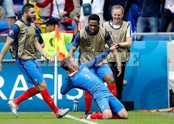 Va Rayados por su Gignac