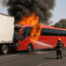 Tráiler impacta a autobús ADO y se incendian, sobre la autopista Córdoba –Veracruz
