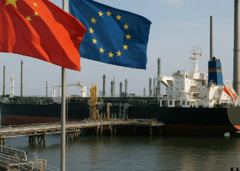 EU no impondrá aranceles a China por comprar petróleo ruso a menos que Europa lo haga