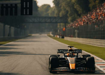Verstappen arrasa en Monza en modo ‘flash’