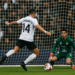 ¡Tristísimo! Chicharito Hernández falla gol cantado, en amistoso, ante León