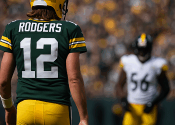 ¿El elegido de Steelers? Aaron Rodgers, un quaterback entre el talento, la decepción y la locura