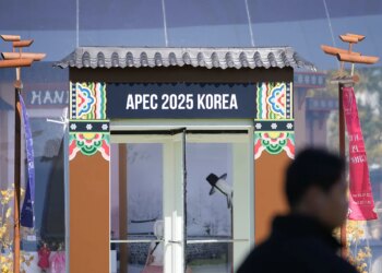 Pionyang lanza misiles de crucero poco antes de la llegada de Trump a Corea del Sur