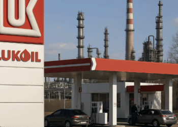 La petrolera rusa Lukoil venderá todos sus activos en el exterior tras nuevas sanciones de Trump
