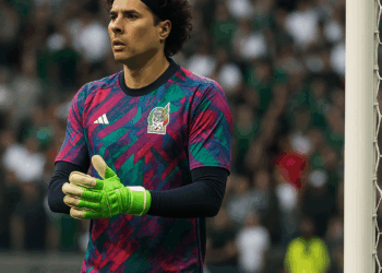Nuevo uniforme de portero de México para Mundial 2026 causa polémica