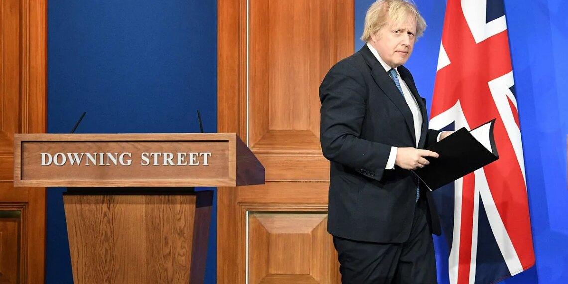 Boris Johnson ignoró la crisis del Covid-19 en las primeras semanas del impacto de la pandemia en el Reino Unido