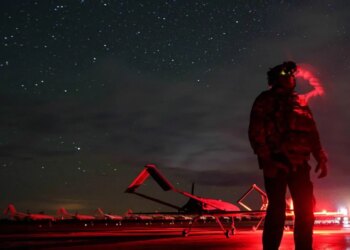 Los "feroces" drones ucranianos que recorren 1.000 kilómetros y llevan la guerra al interior de Rusia