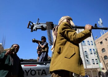 Los rebeldes hutíes de Yemen anuncian oficialmente que han detenido sus ataques a Israel y a los barcos del mar Rojo